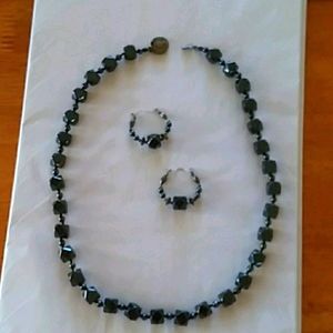 Beautiful Hematite Necklace & Earrings